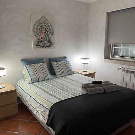 A Casa Do Lago Camarate  Экстерьер фото