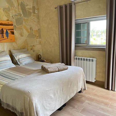 A Casa Do Lago Camarate  Экстерьер фото
